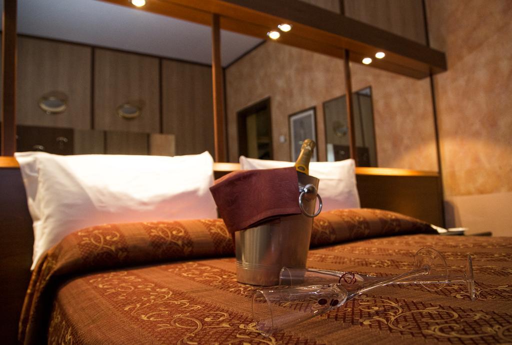 Hotel Motel Ovest Vittuone Rom bilde