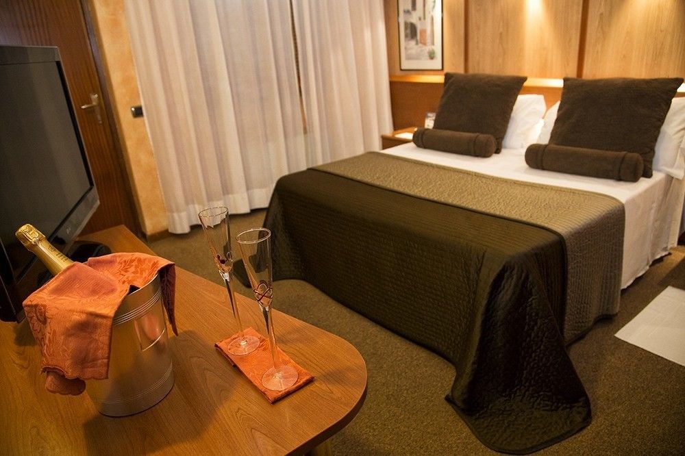Hotel Motel Ovest Vittuone Eksteriør bilde