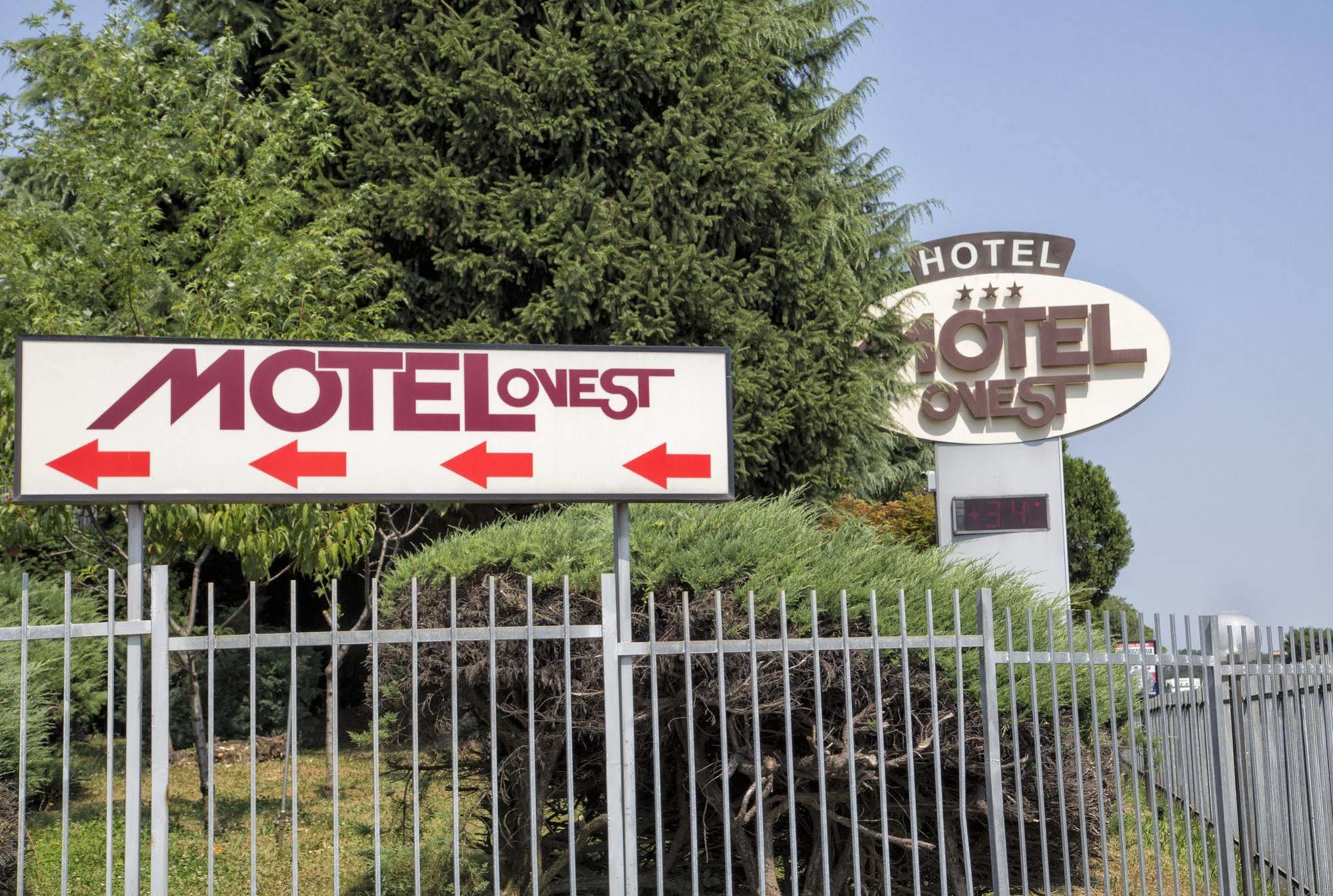 Hotel Motel Ovest Vittuone Eksteriør bilde