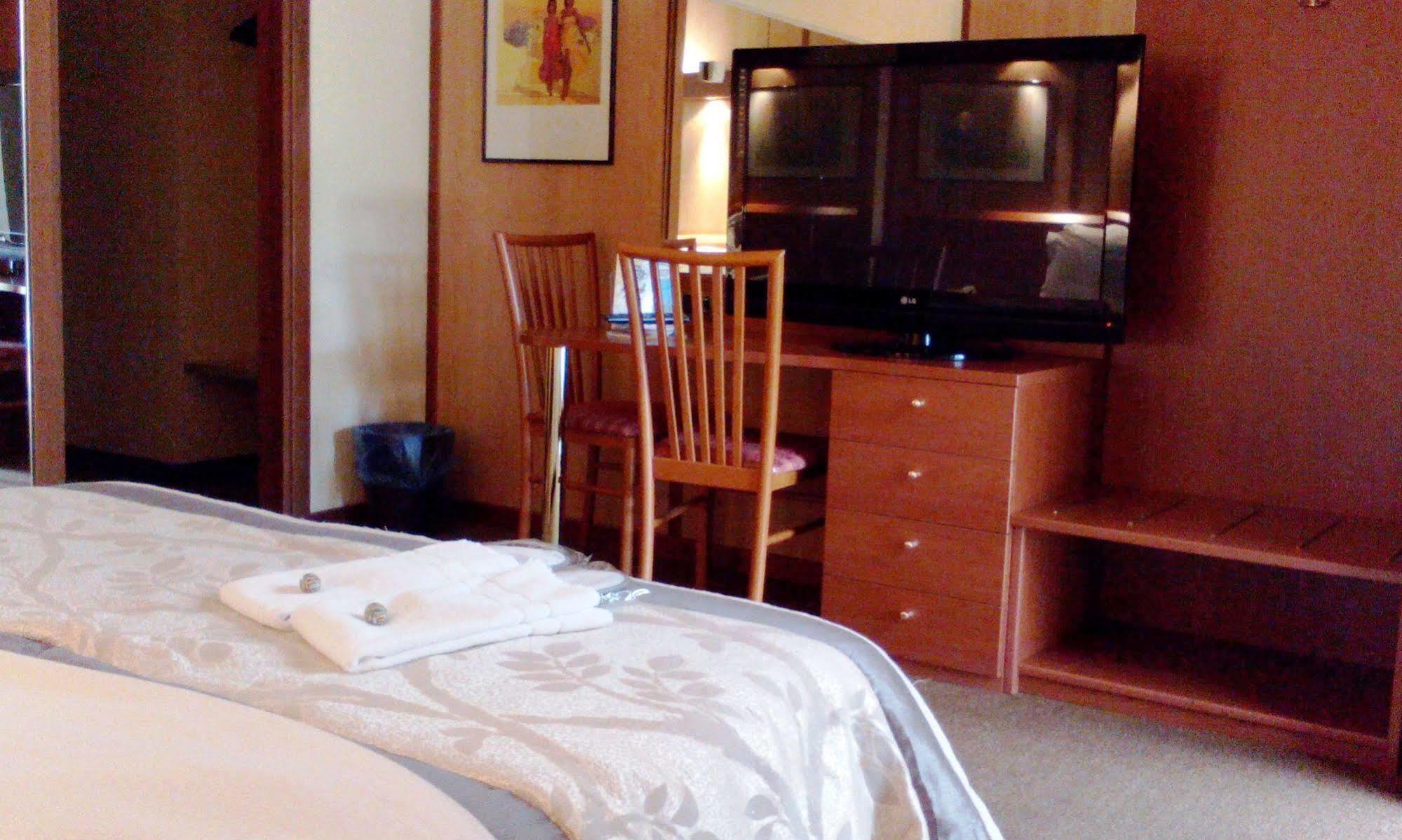 Hotel Motel Ovest Vittuone Eksteriør bilde